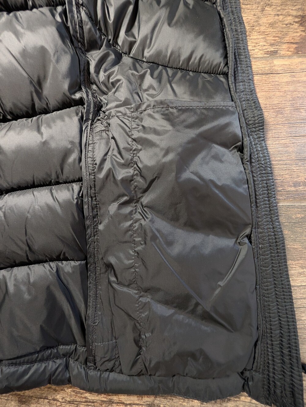 Charter Club Women's Black Packable Full Zip Quilted Puffer Vest NWT Size Large - Picture 5 of 6